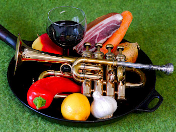 Trompet, Wein und Obst