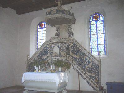Kirche Berkholz - Kanzel und Altar