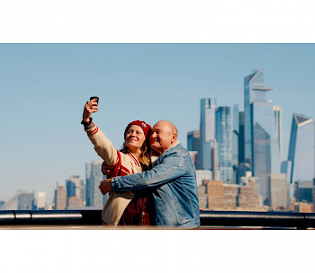 1 Frau & 1 Mann macht Selfie