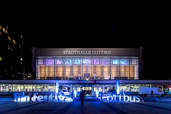 Stadthalle Cottbus © FFC illuminiert