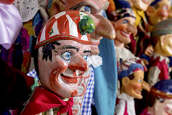Europäische Kasperfamilie, Sammlung Brockmüller im Mitteldeutschen Marionettentheatermuseum Bad Liebenwerda (Photo: LKEE/Franke)