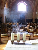 Innenraum vom Altar aus gesehen