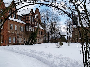 Winteransicht des Klosters