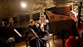Vier Musikerinnen im Konzert
