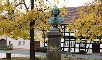 Graun Denkmal in Wahrenbrück